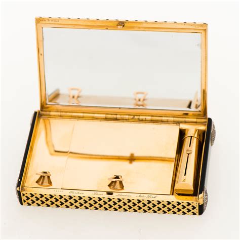 Cartier Paris c.1920’s Art Deco Vanity Case In 18k Gold